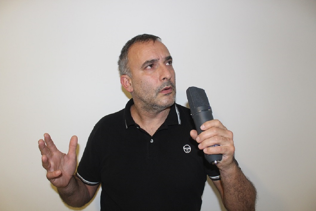 Don Simone Riva Simone Riva, “La città che non parla”: una canzone dedicata a Emanuela ...